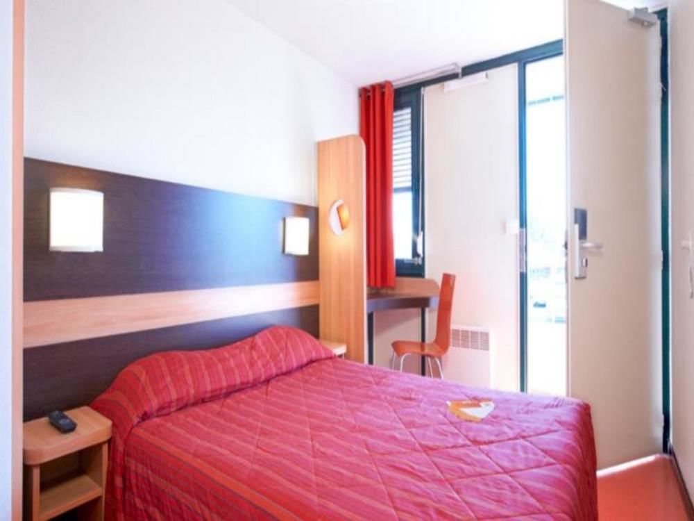 Fasthotel Reims Est - Taissy Екстер'єр фото